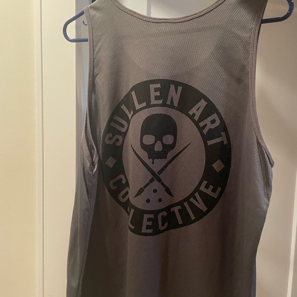 Slightly worn Sullen tank top - Picture 3 of 3